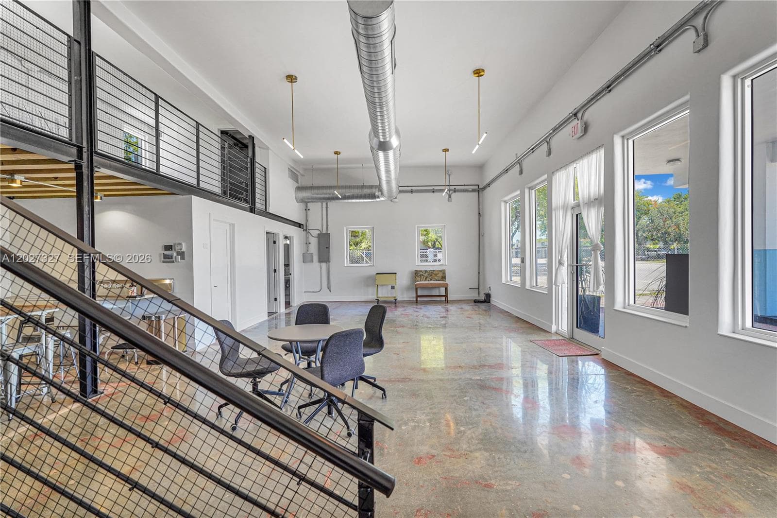 798 NW 62nd St, Miami, FL 33150 — zdjęcie 2