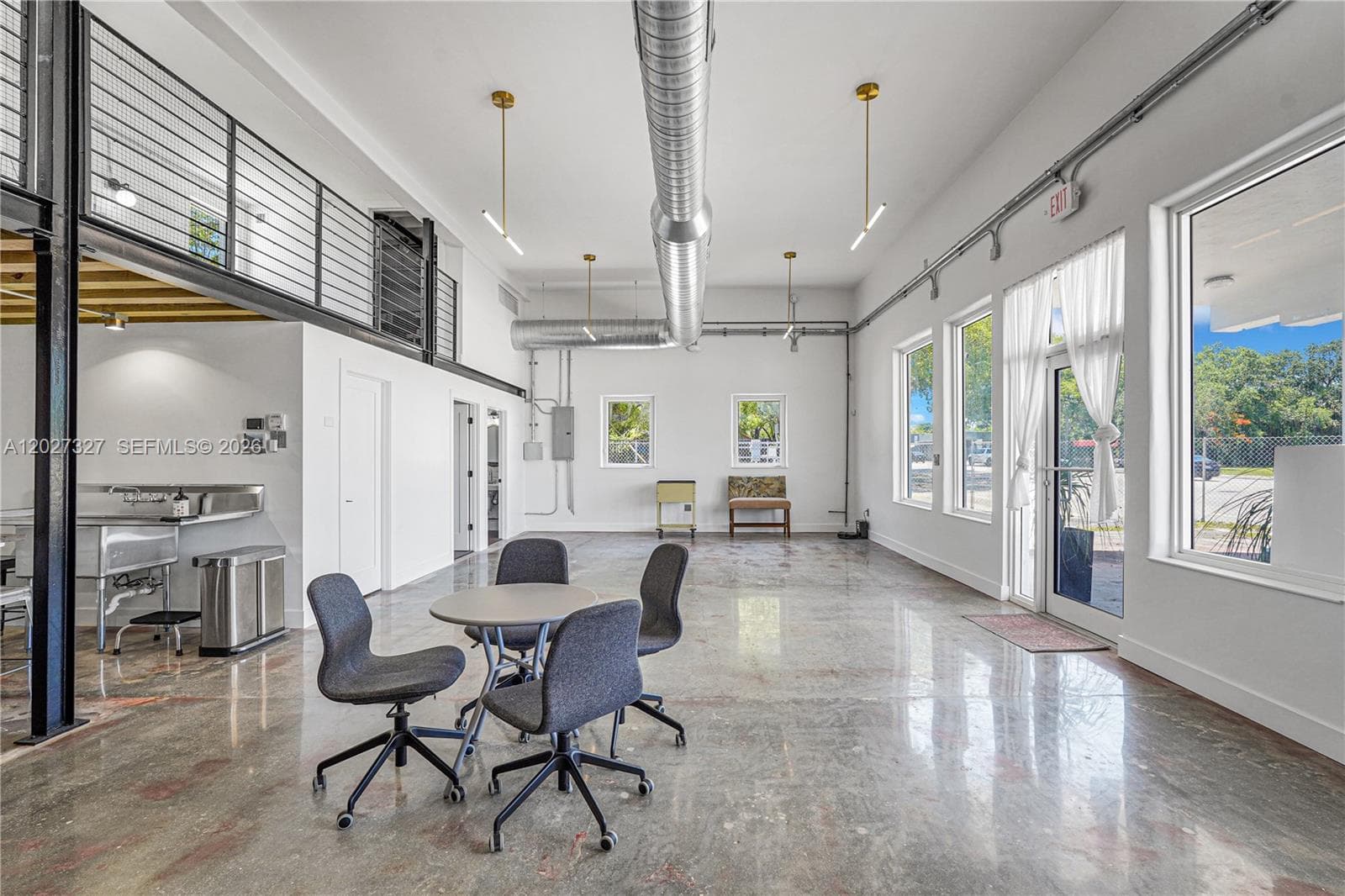 798 NW 62nd St, Miami, FL 33150 — zdjęcie 3