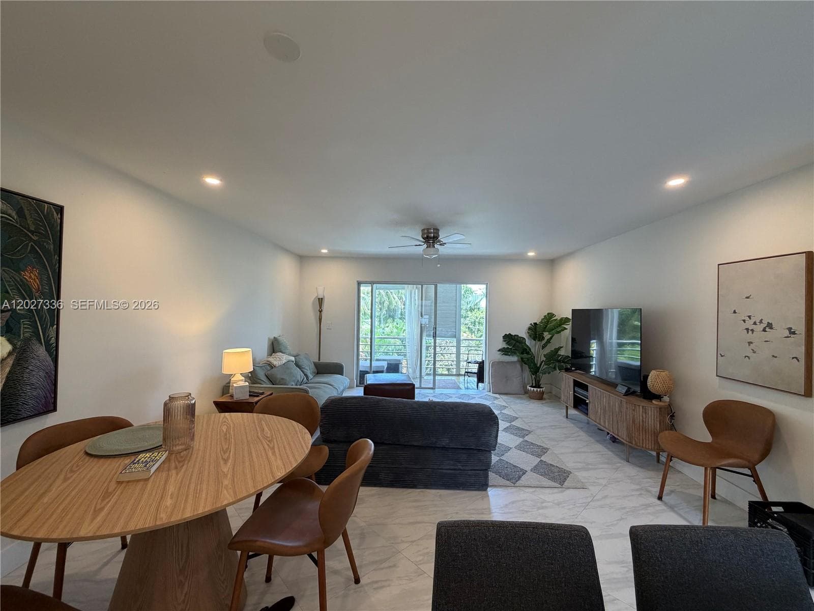 1000 NE 14th Ave # 408, Hallandale Beach, FL 33009 — zdjęcie 3