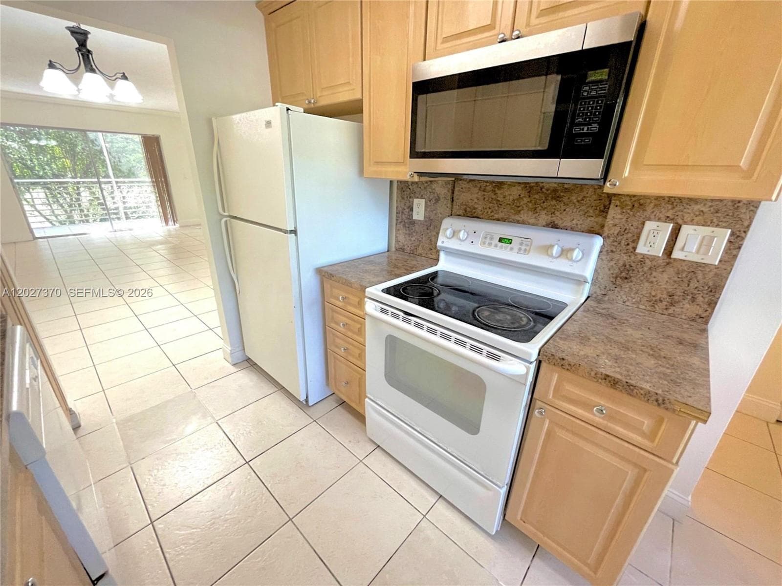 8450 Lagos De Campo Blvd # 206, Tamarac, FL 33321 — zdjęcie 3