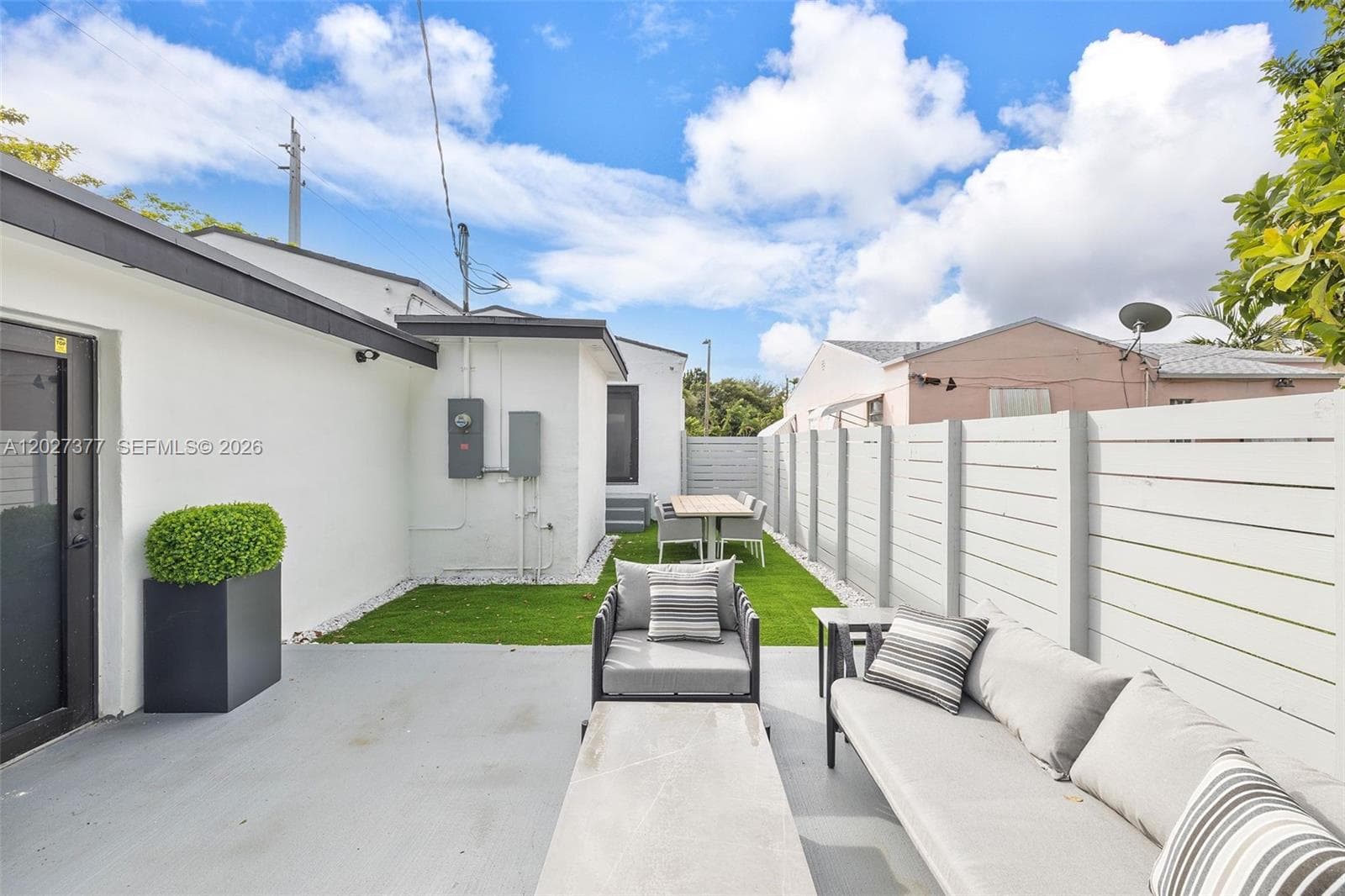 501 NW 46th St, Miami, FL 33127 — zdjęcie 2