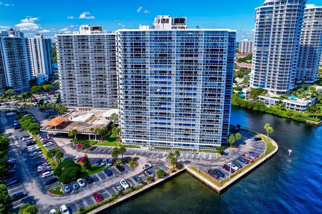 20505 E Country Club Dr # 143, Aventura, FL 33180 — zdjęcie 2