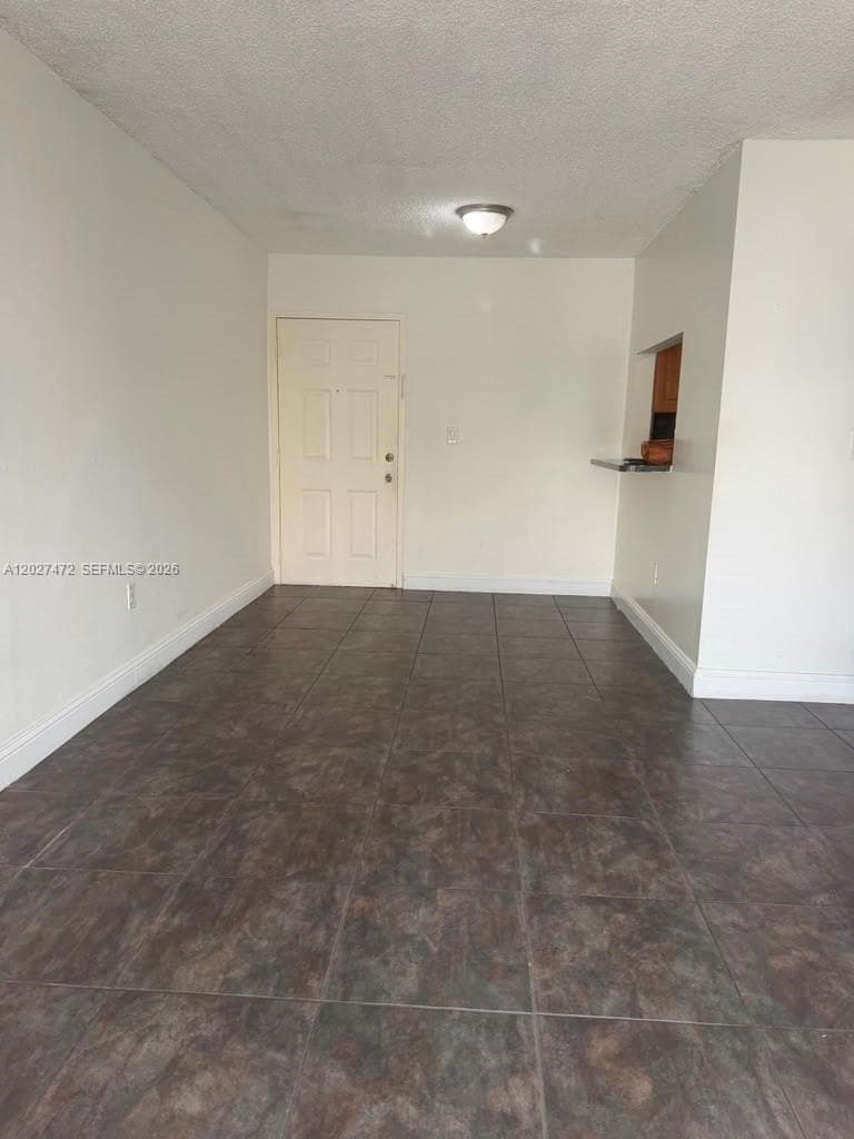 8185 NW 7th St # 218, Miami, FL 33126 — zdjęcie 5
