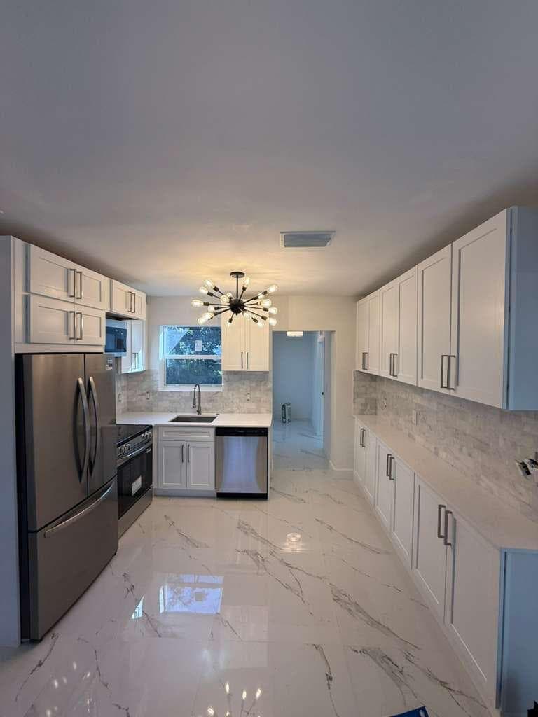 3370 NW 9th Street, Lauderhill, FL 33311 — zdjęcie 2