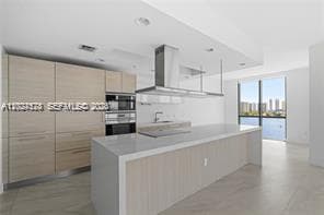 17111 Biscayne Blvd # 1210, North Miami Beach, FL 33160 — zdjęcie 5