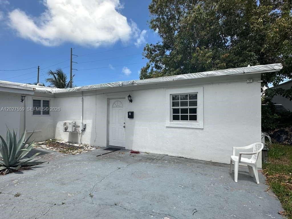 685 SW 7th Ter, Dania Beach, FL 33004 — zdjęcie 4