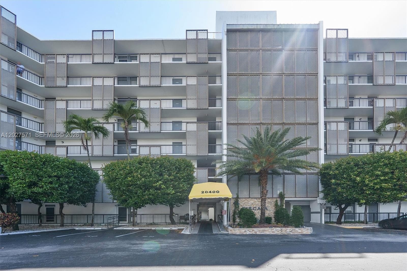 20400 W Country Club Dr # 214, Aventura, FL 33180 — zdjęcie 2