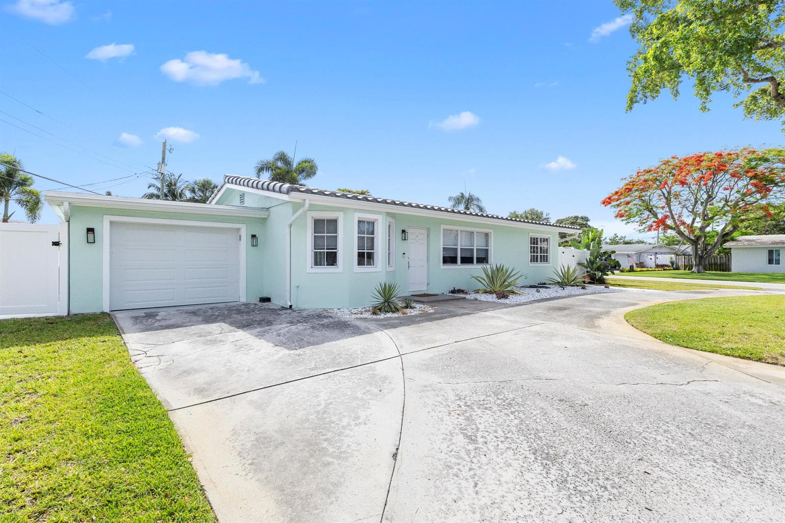 612 SE 10th Avenue, Deerfield Beach, FL 33441 — zdjęcie 2