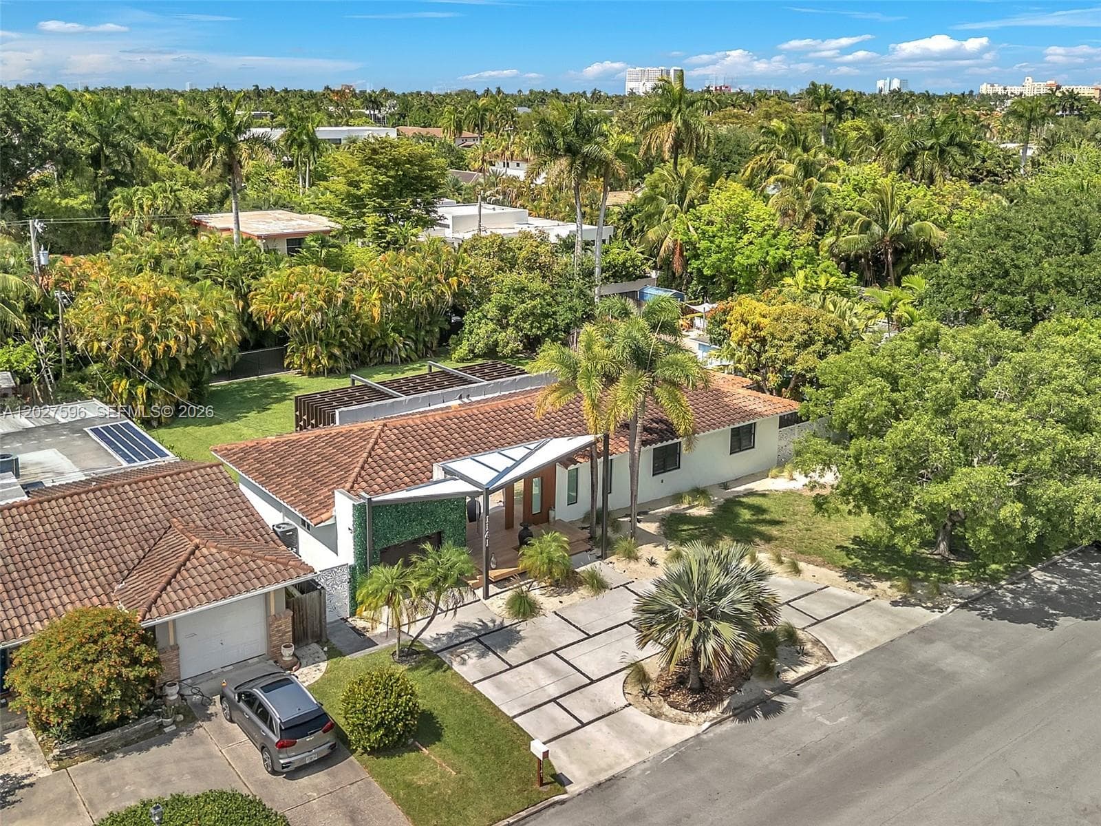 1141 Adams St, Hollywood, FL 33019 — zdjęcie 2