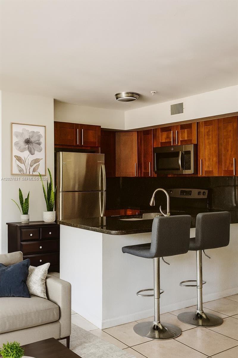 2081 Renaissance Blvd # 306, Miramar, FL 33025 — zdjęcie 2