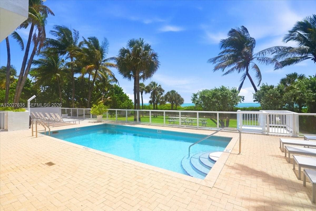8911 Collins Ave # 601, Surfside, FL 33154 — zdjęcie 2
