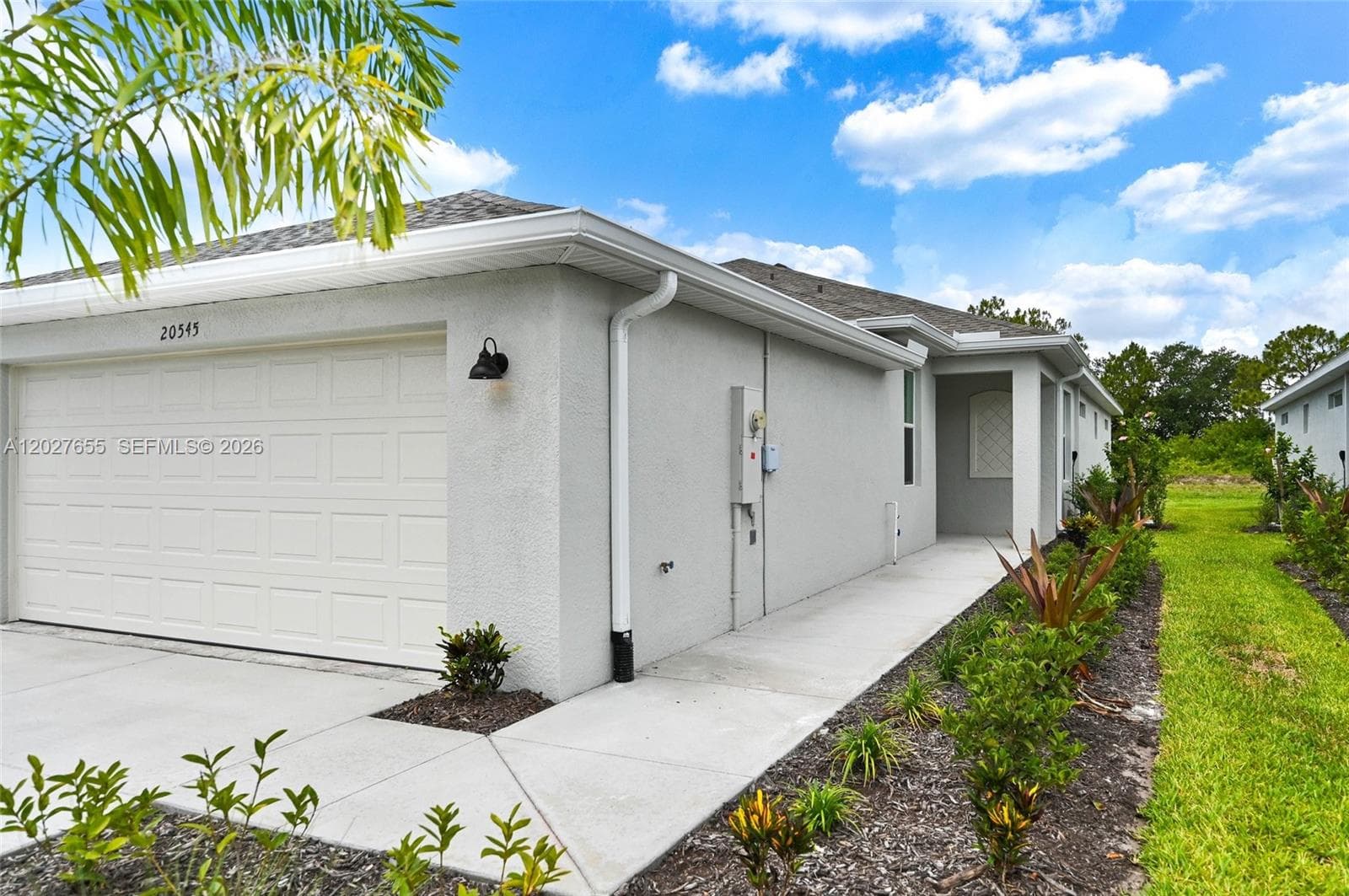 20545 HAZELNUT CT # ., Lehigh Acres, FL 33936 — zdjęcie 4