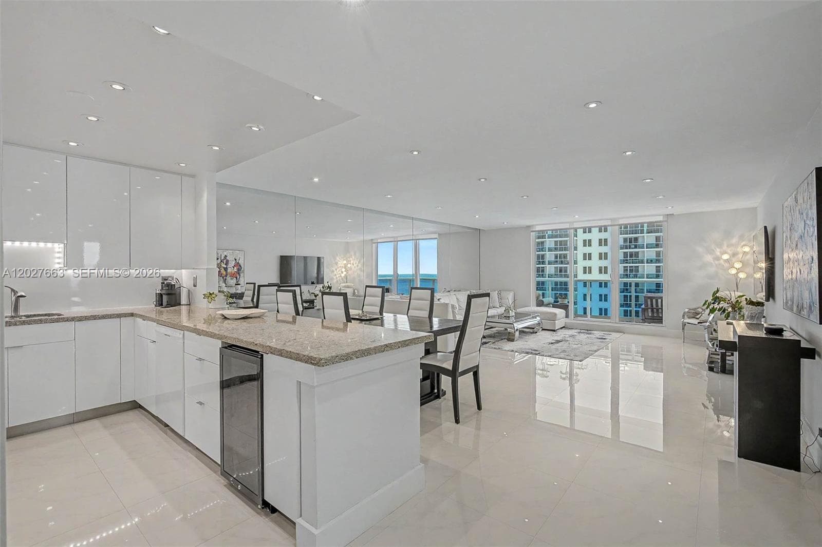 2301 Collins Ave # 1210, Miami Beach, FL 33139 — zdjęcie 3