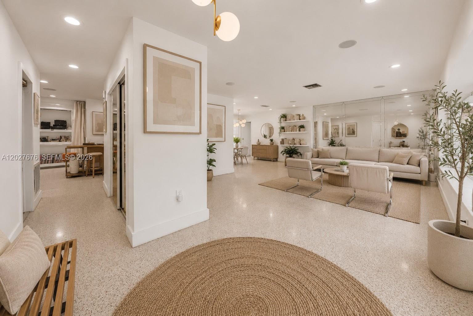 14001 S Biscayne River Dr, Miami, FL 33161 — zdjęcie 4