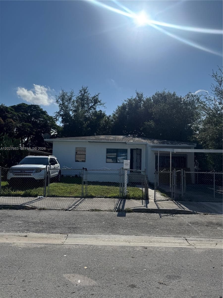 6800 NW 2 CT, Miami, FL 33150 — zdjęcie 2