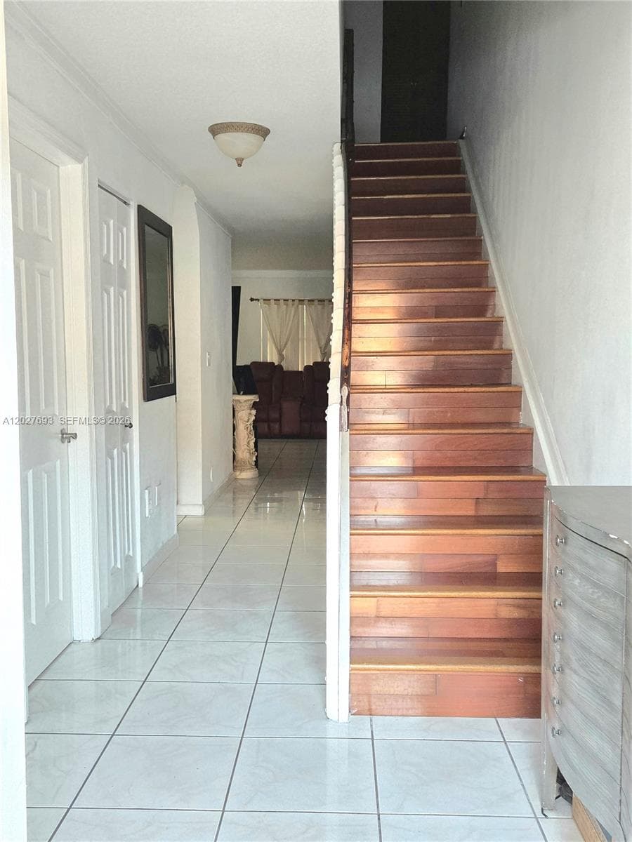 7255 NW 173rd Dr # 801-8, Hialeah, FL 33015 — zdjęcie 2