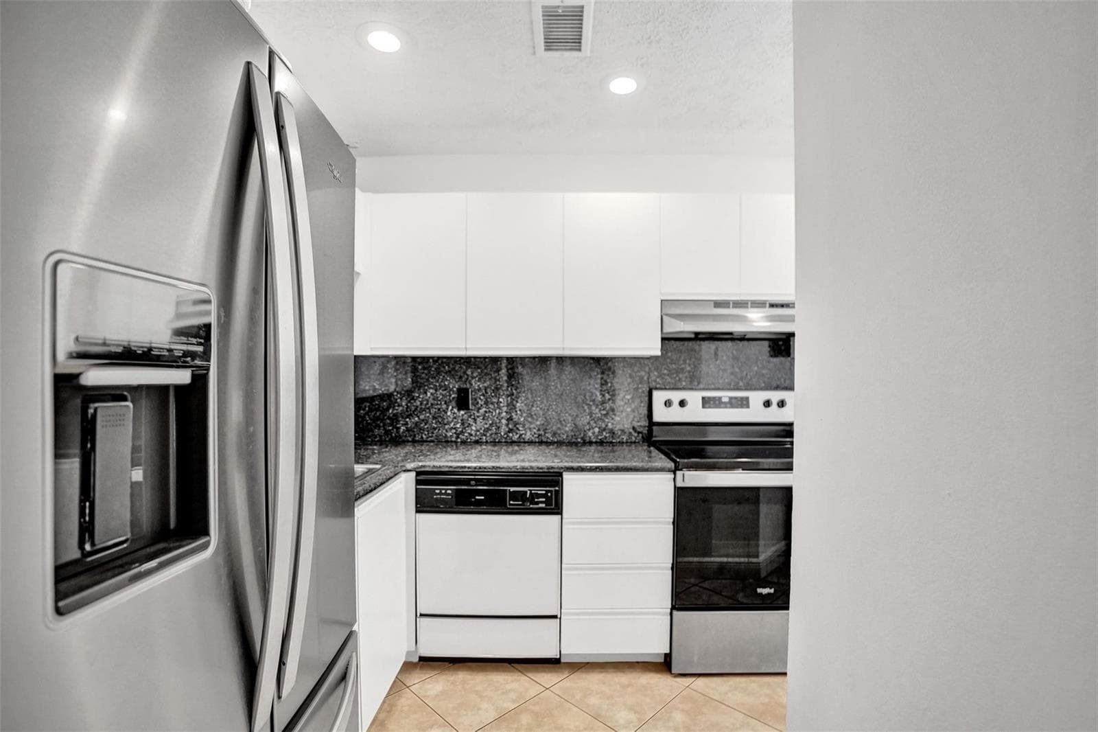 1415 Miami Road # B, Fort Lauderdale, FL 33316 — zdjęcie 5