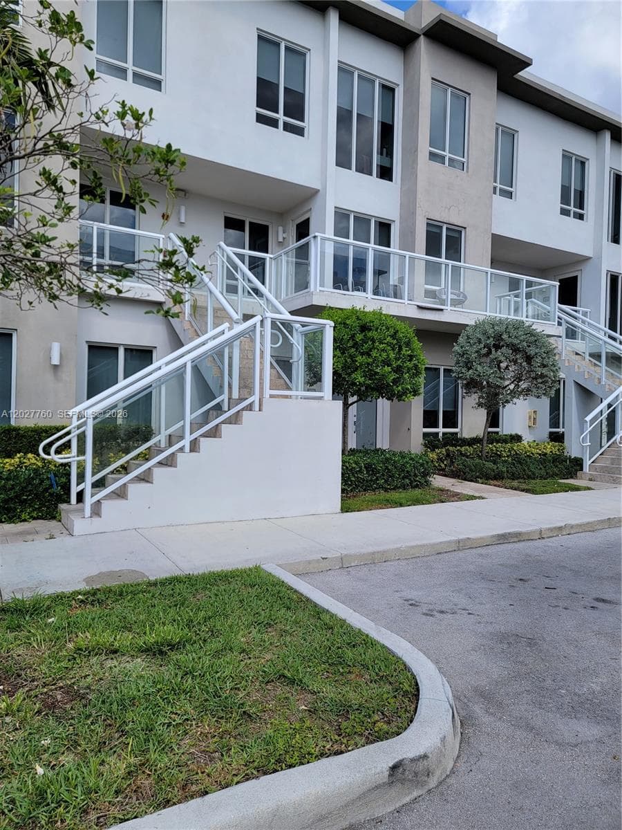 6310 NW 103rd Pl # 202, Doral, FL 33178 — zdjęcie 3