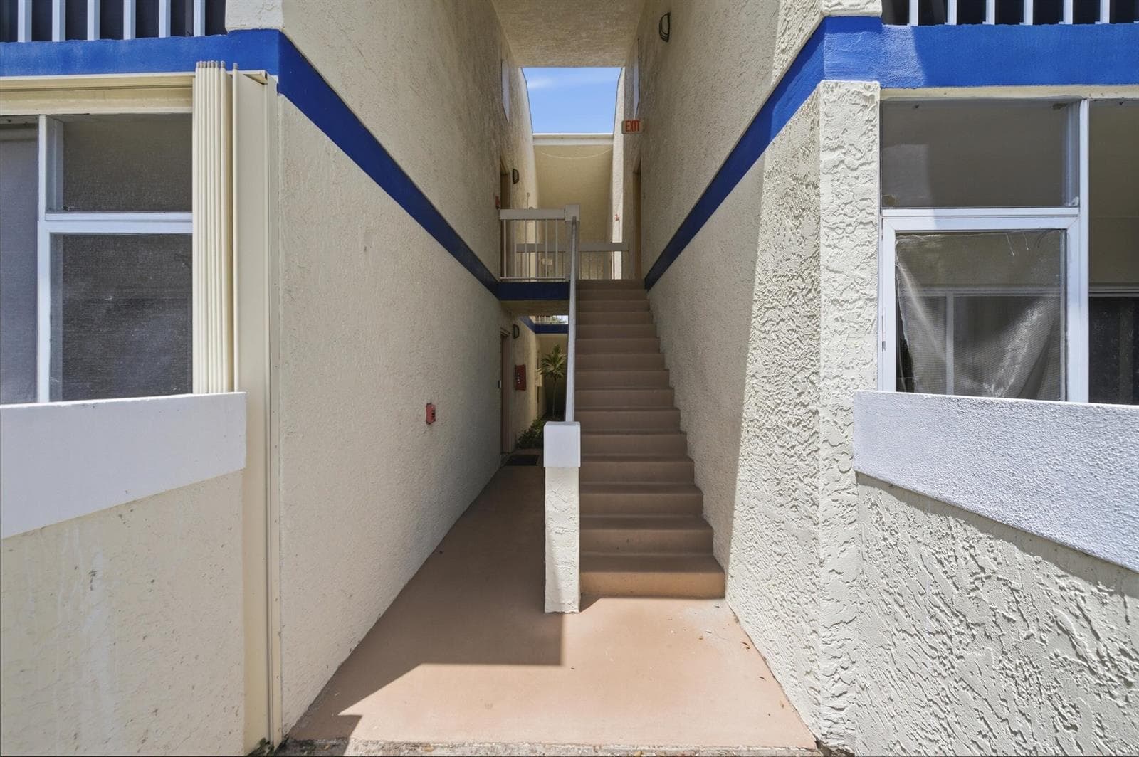 1530 SE Royal Green Circle # 204, Port St. Lucie, FL 34952 — zdjęcie 3