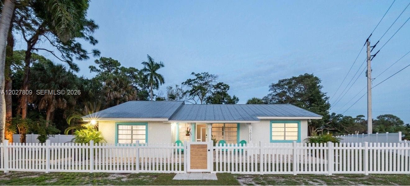 1023 SE 7th St, Stuart, FL 34996 — zdjęcie 4