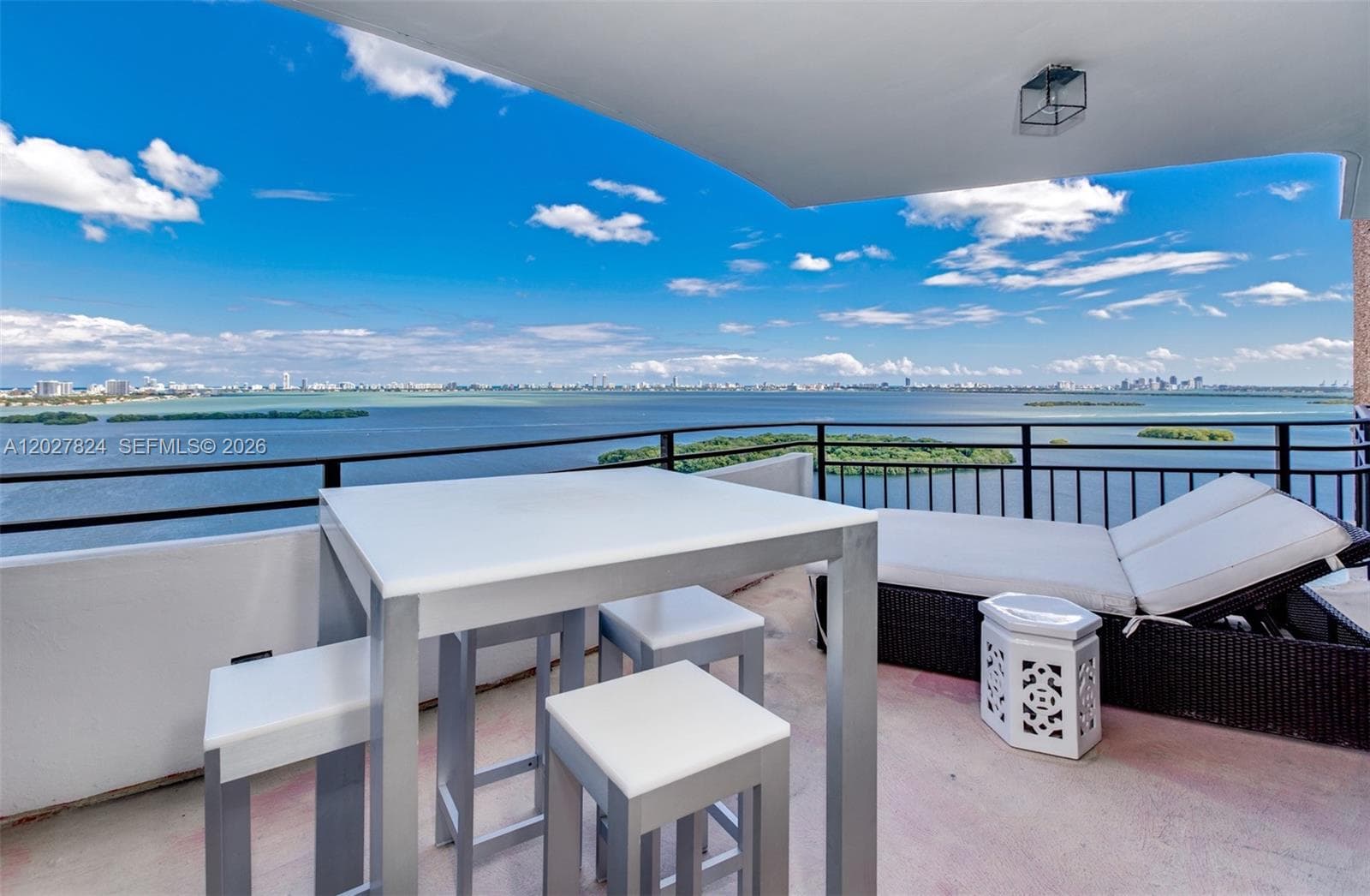 720 NE 69th St # 19S, Miami, FL 33138 — zdjęcie 2