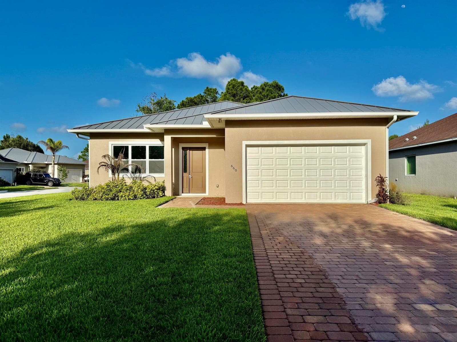 660 NE Moss Rose Place, Port St. Lucie, FL 34983 — zdjęcie 2