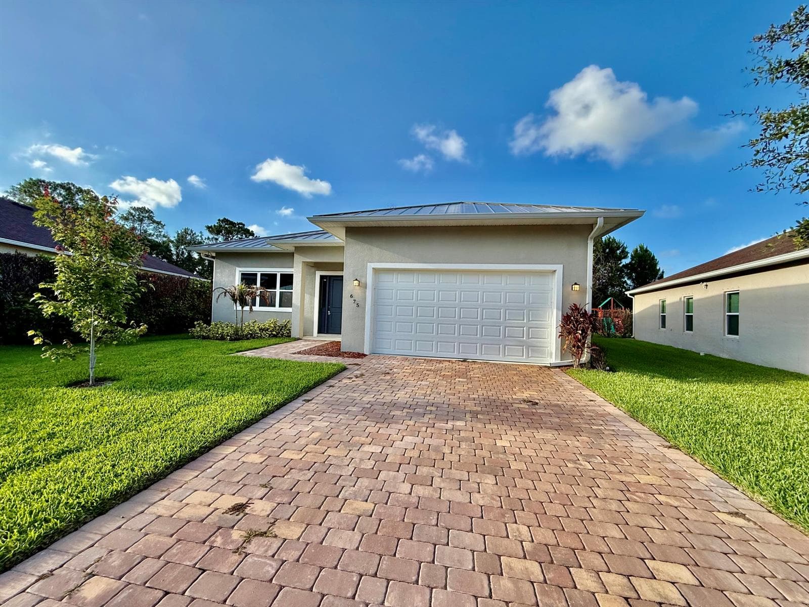675 NE Moss Rose Place, Port St. Lucie, FL 34983 — zdjęcie 2