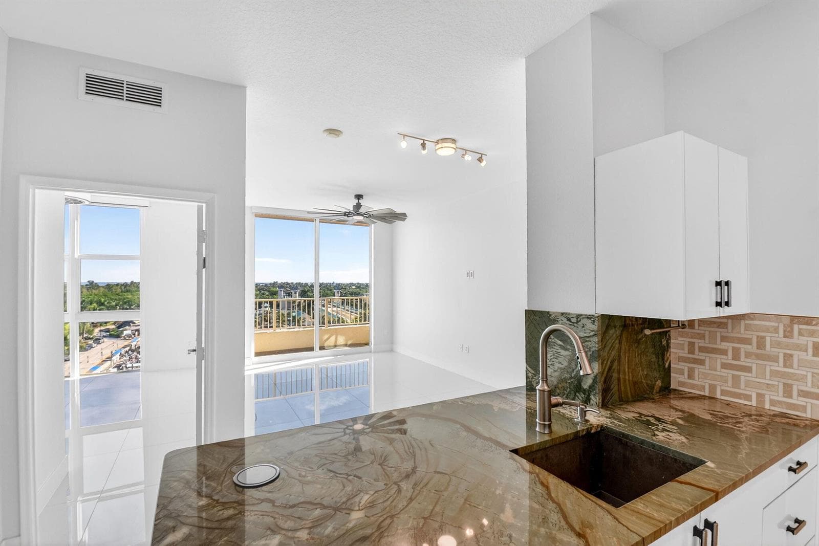 100 NE 6th Street # Ph 704, Boynton Beach, FL 33435 — zdjęcie 2