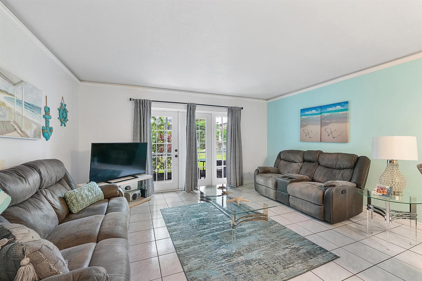 219 NE 14th Avenue # 107, Hallandale Beach, FL 33009 — zdjęcie 2