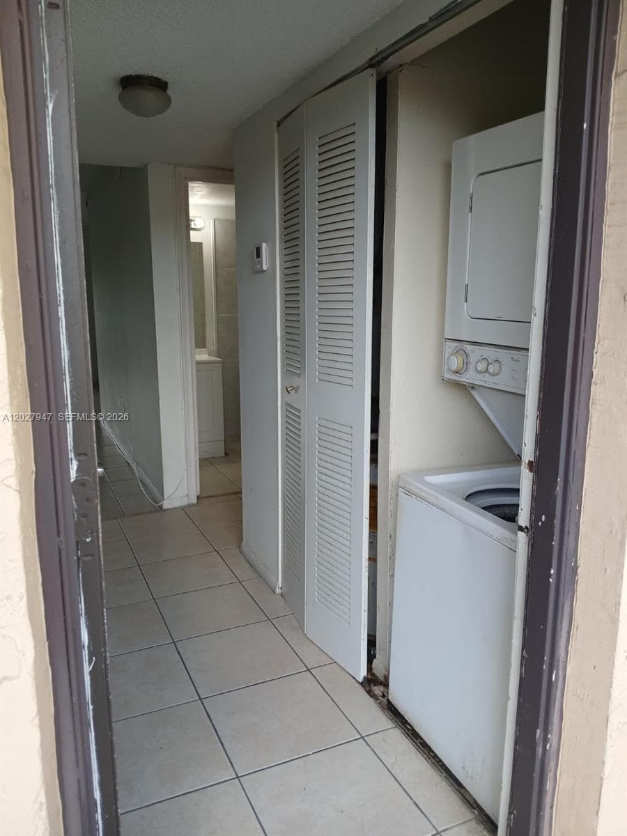 9141 NW 1st Ct # 204, Pembroke Pines, FL 33024 — zdjęcie 3