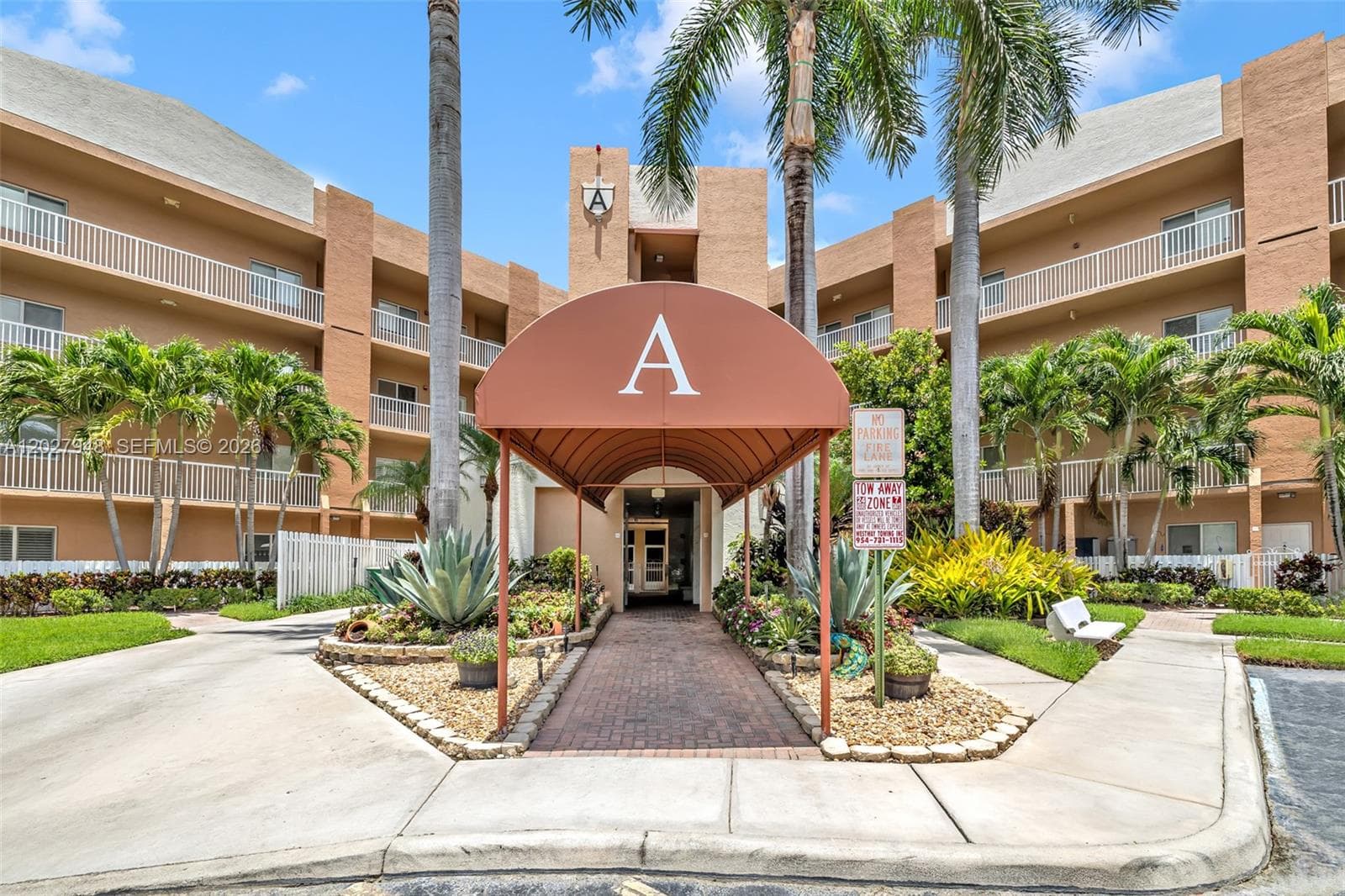 7715 Yardley Dr # 106, Tamarac, FL 33321 — zdjęcie 2