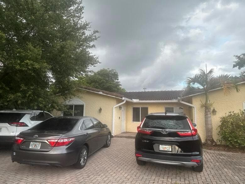 8362 NW 23rd Manor, Coral Springs, FL 33065 — zdjęcie 3