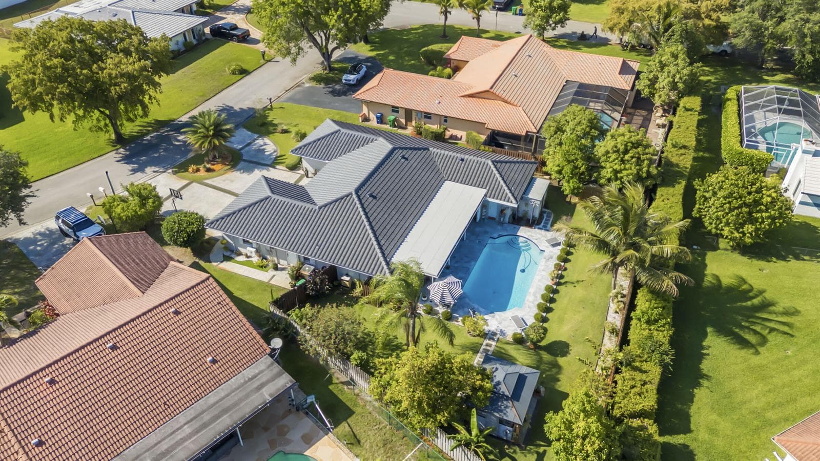 8555 SW 1st Place, Coral Springs, FL 33071 — zdjęcie 2