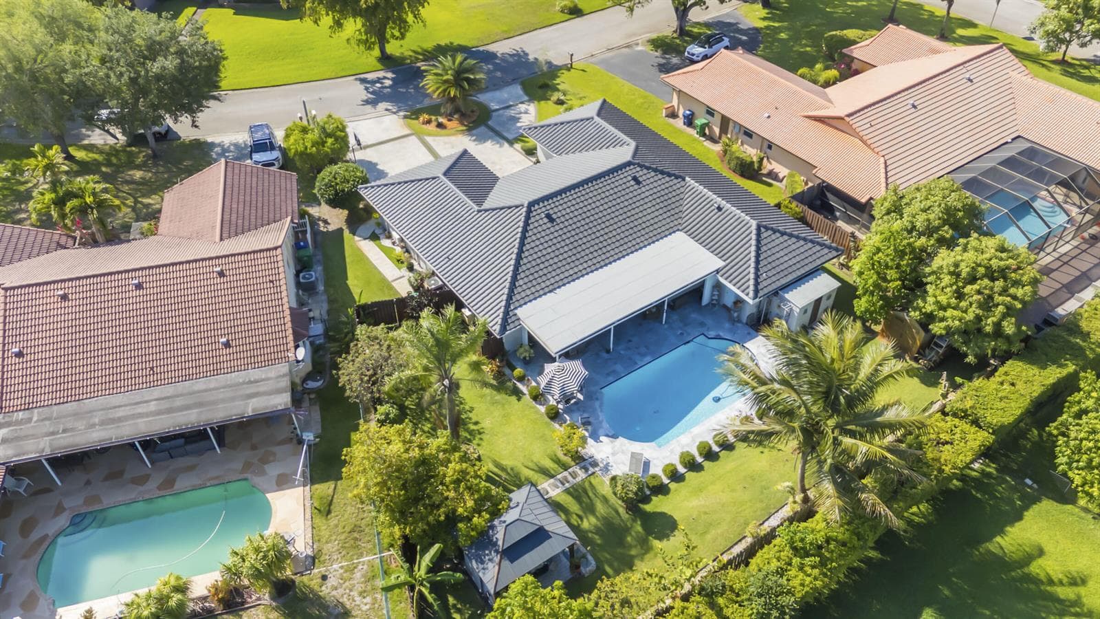 8555 SW 1st Place, Coral Springs, FL 33071 — zdjęcie 3