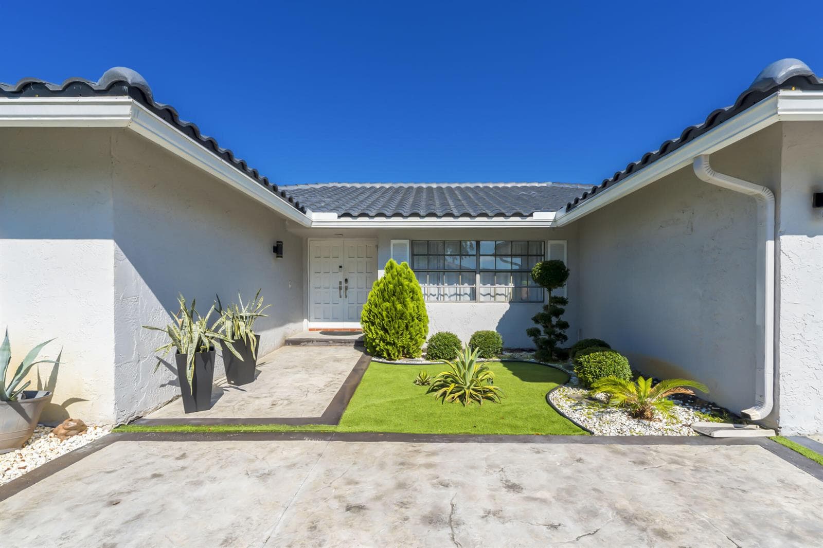8555 SW 1st Place, Coral Springs, FL 33071 — zdjęcie 4