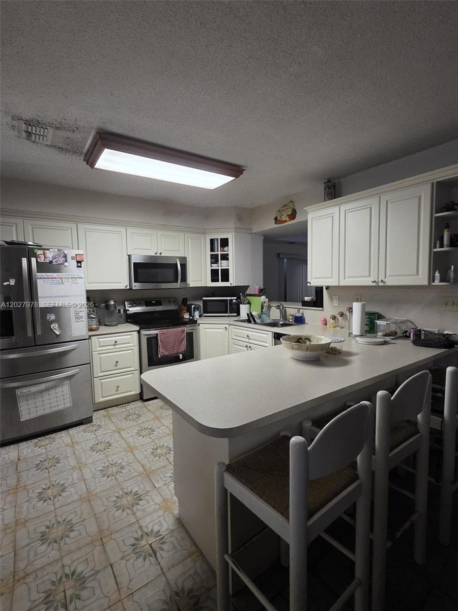 16825 NW 74th Ave, Hialeah, FL 33015 — zdjęcie 3