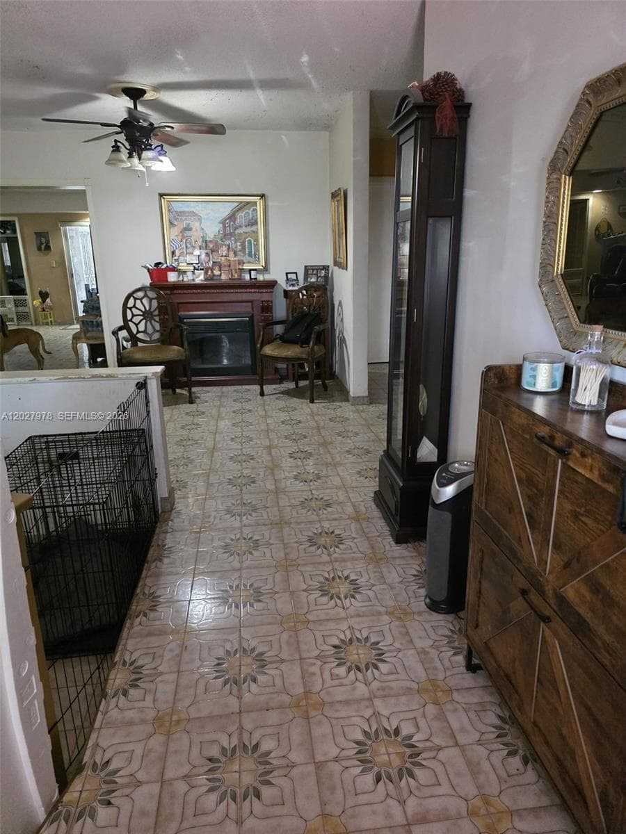 16825 NW 74th Ave, Hialeah, FL 33015 — zdjęcie 4