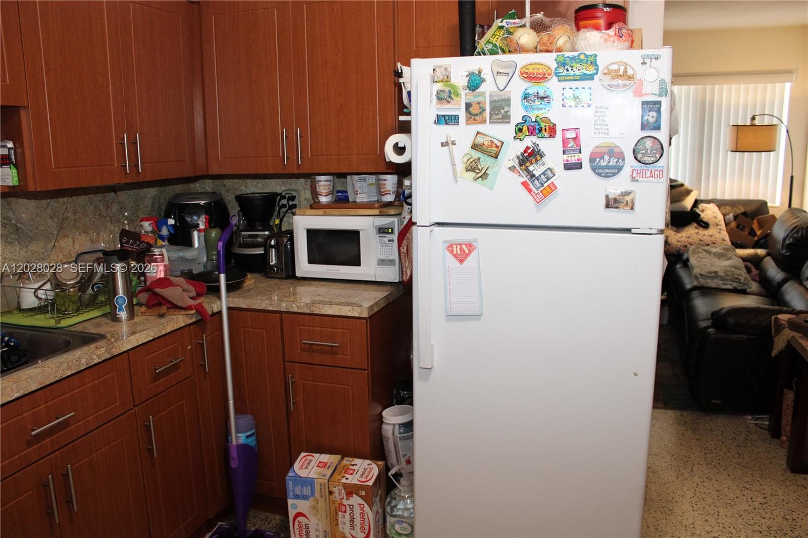 1022 NW 22nd Pl, Miami, FL 33125 — zdjęcie 5