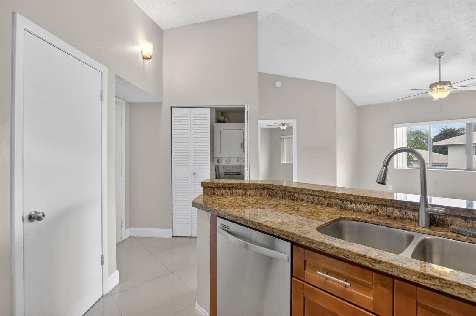 2445 SW 18th Terrace # 922, Fort Lauderdale, FL 33315 — zdjęcie 5