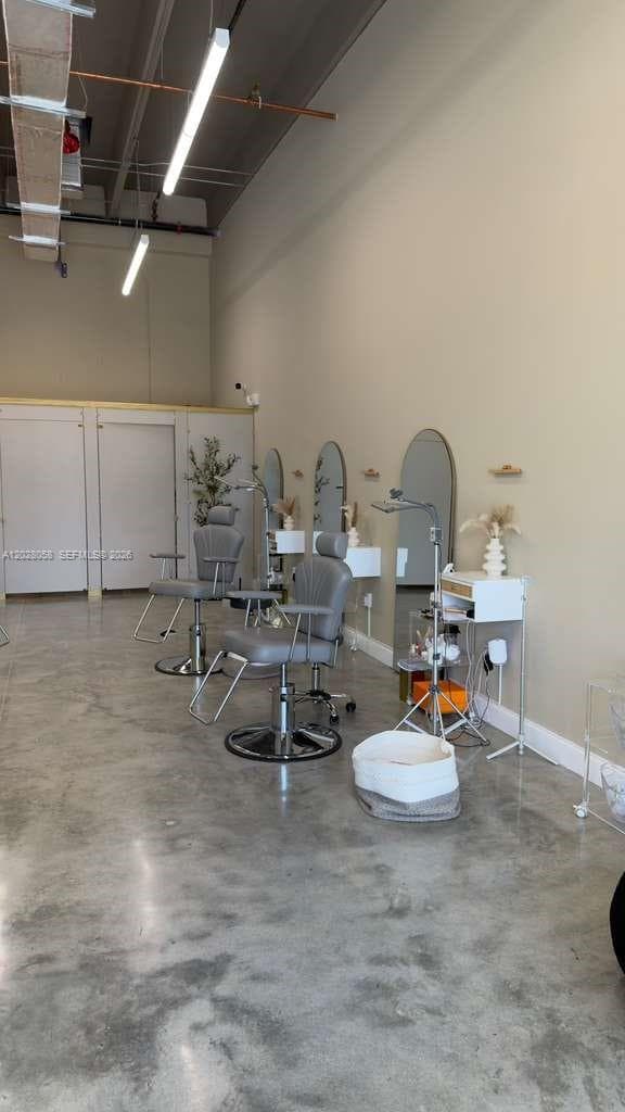 10890 NW 17th St, Sweetwater, FL 33172 — zdjęcie 2