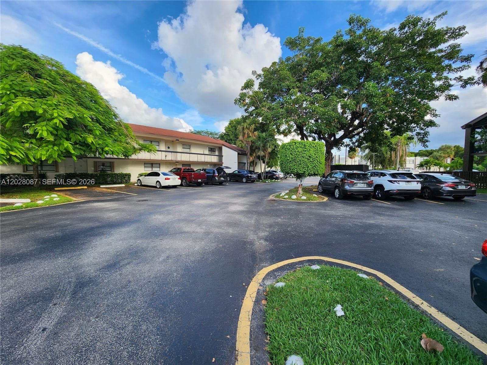 461 NW 107 Ave # 102, Miami, FL 33172 — zdjęcie 3