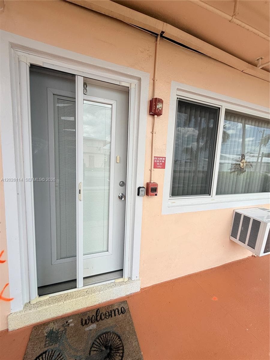 725 SW 11 Ave # F8, Hallandale Beach, FL 33009 — zdjęcie 3