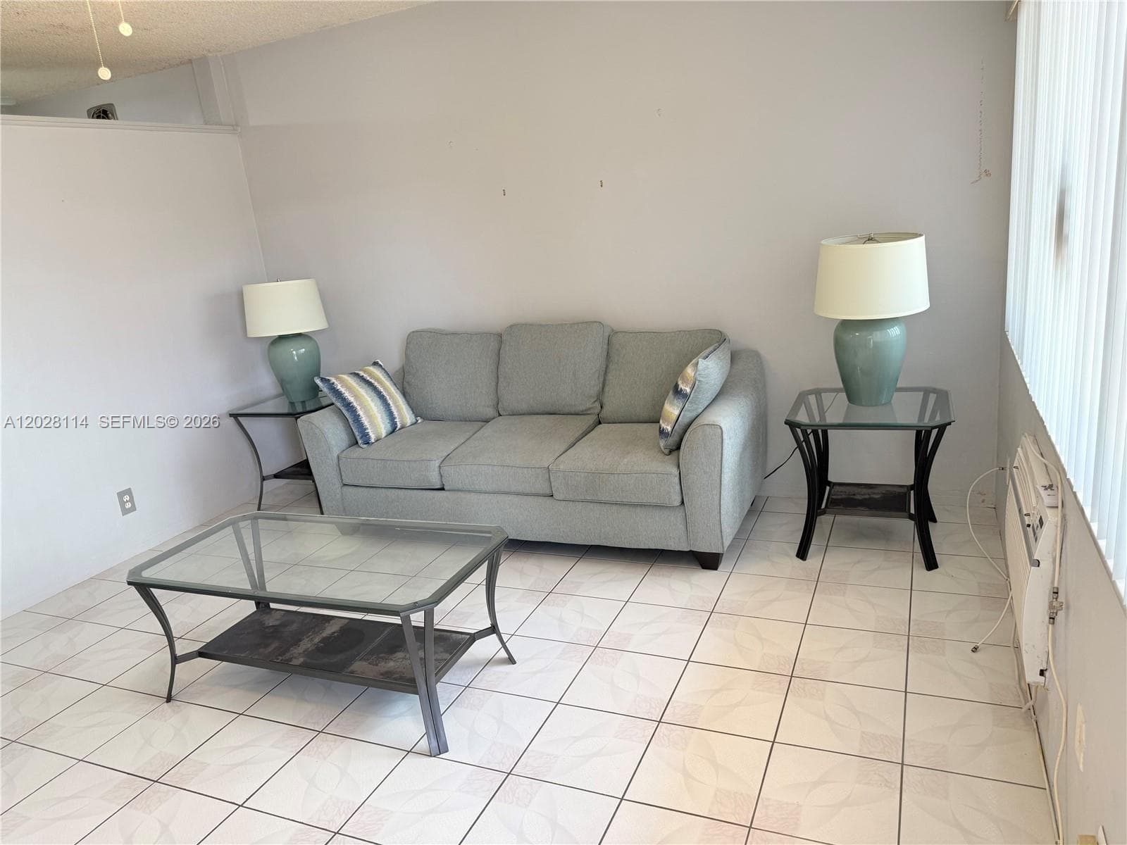 725 SW 11 Ave # F8, Hallandale Beach, FL 33009 — zdjęcie 4