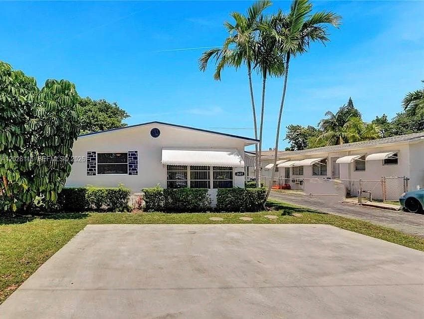 2627 Lincoln St, Hollywood, FL 33020 — zdjęcie 2