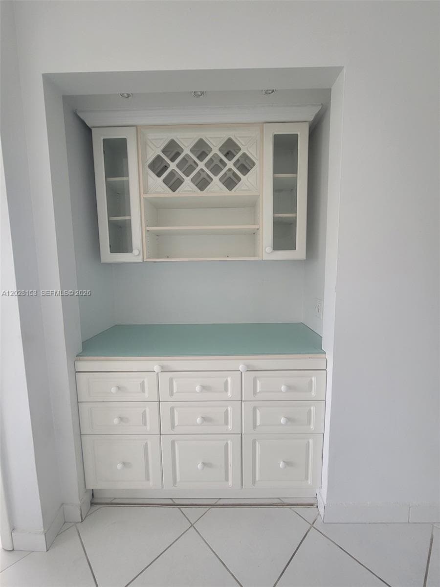 2600 Collins Ave # 411, Miami Beach, FL 33140 — zdjęcie 4