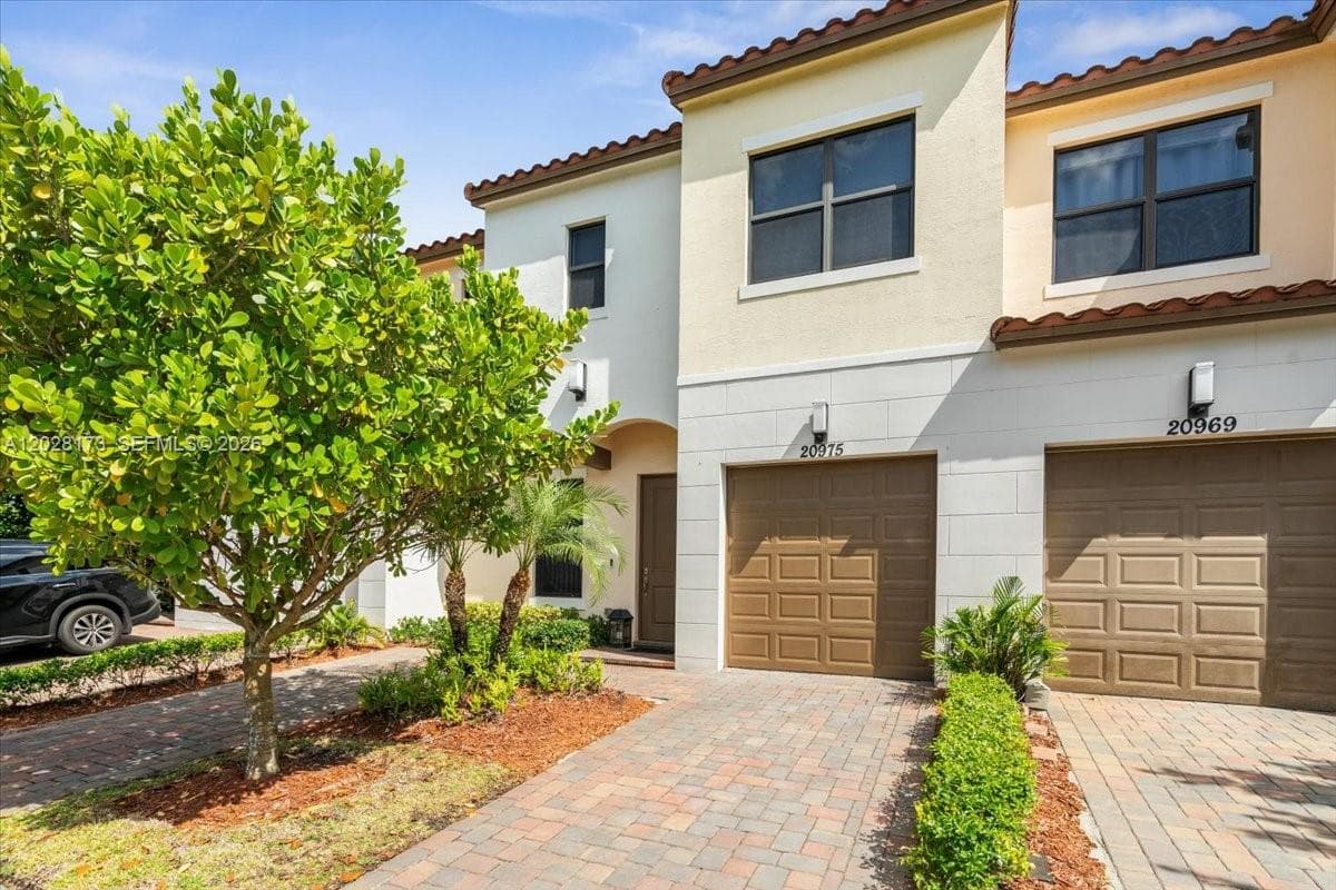 20975 NW 1st Ct, Pembroke Pines, FL 33029 — zdjęcie 2