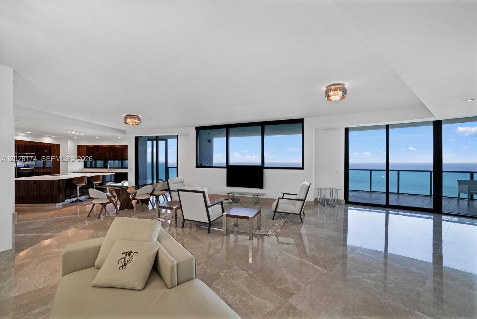 18555 Collins Ave # 5105, Sunny Isles Beach, FL 33160 — zdjęcie 4