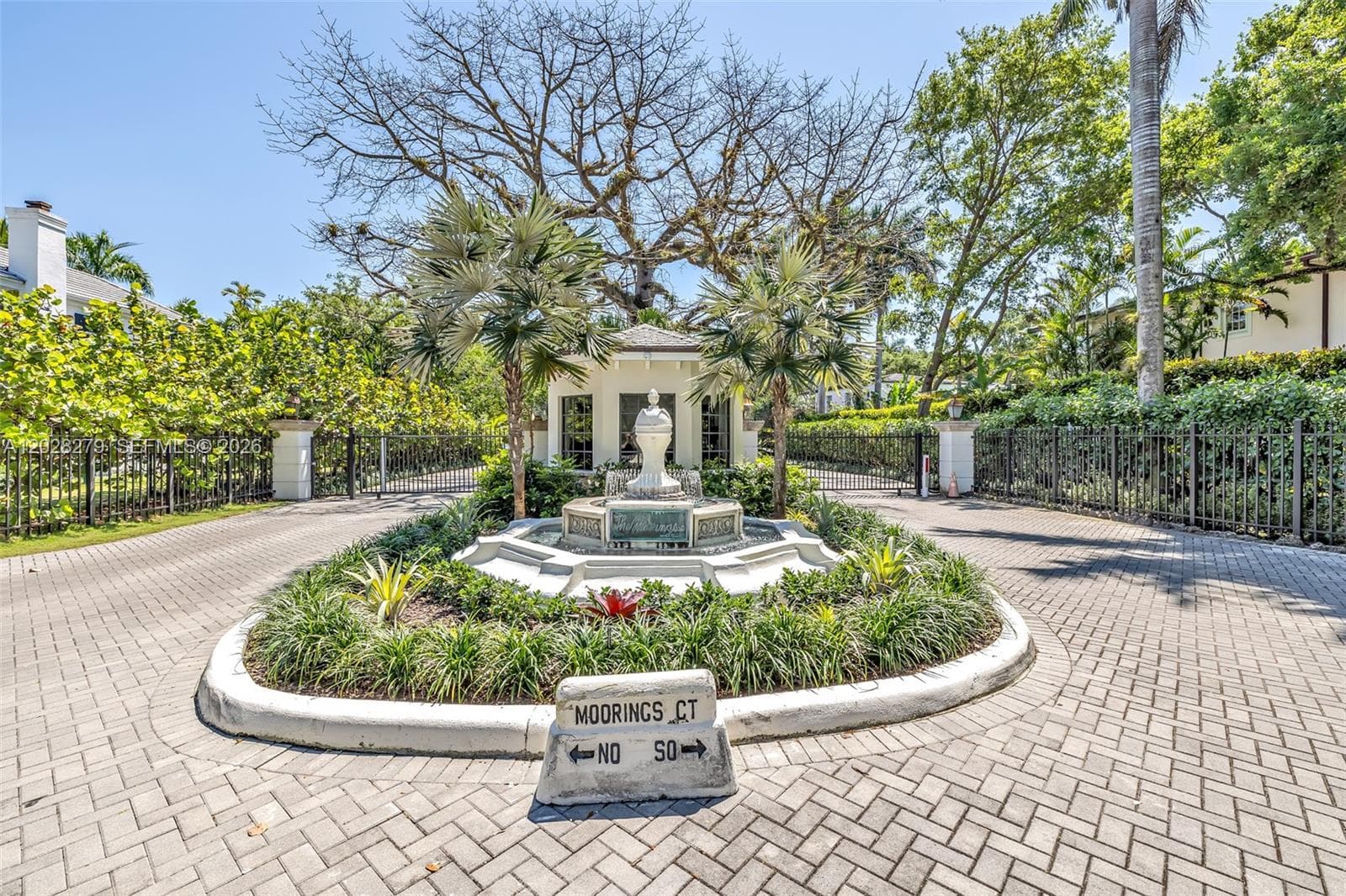 3462 N Moorings Way, Miami, FL 33133 — zdjęcie 5
