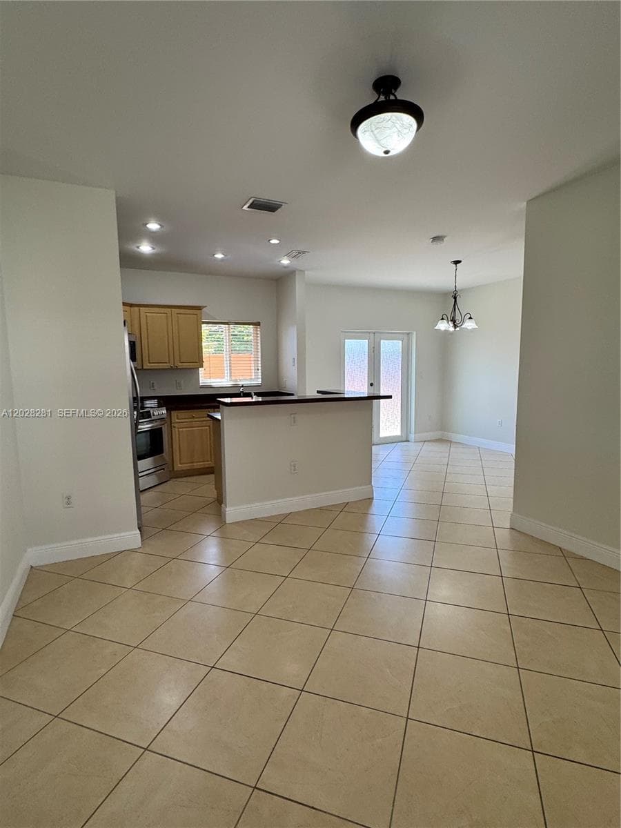 6004 SW 8th St # 2, West Miami, FL 33144 — zdjęcie 2