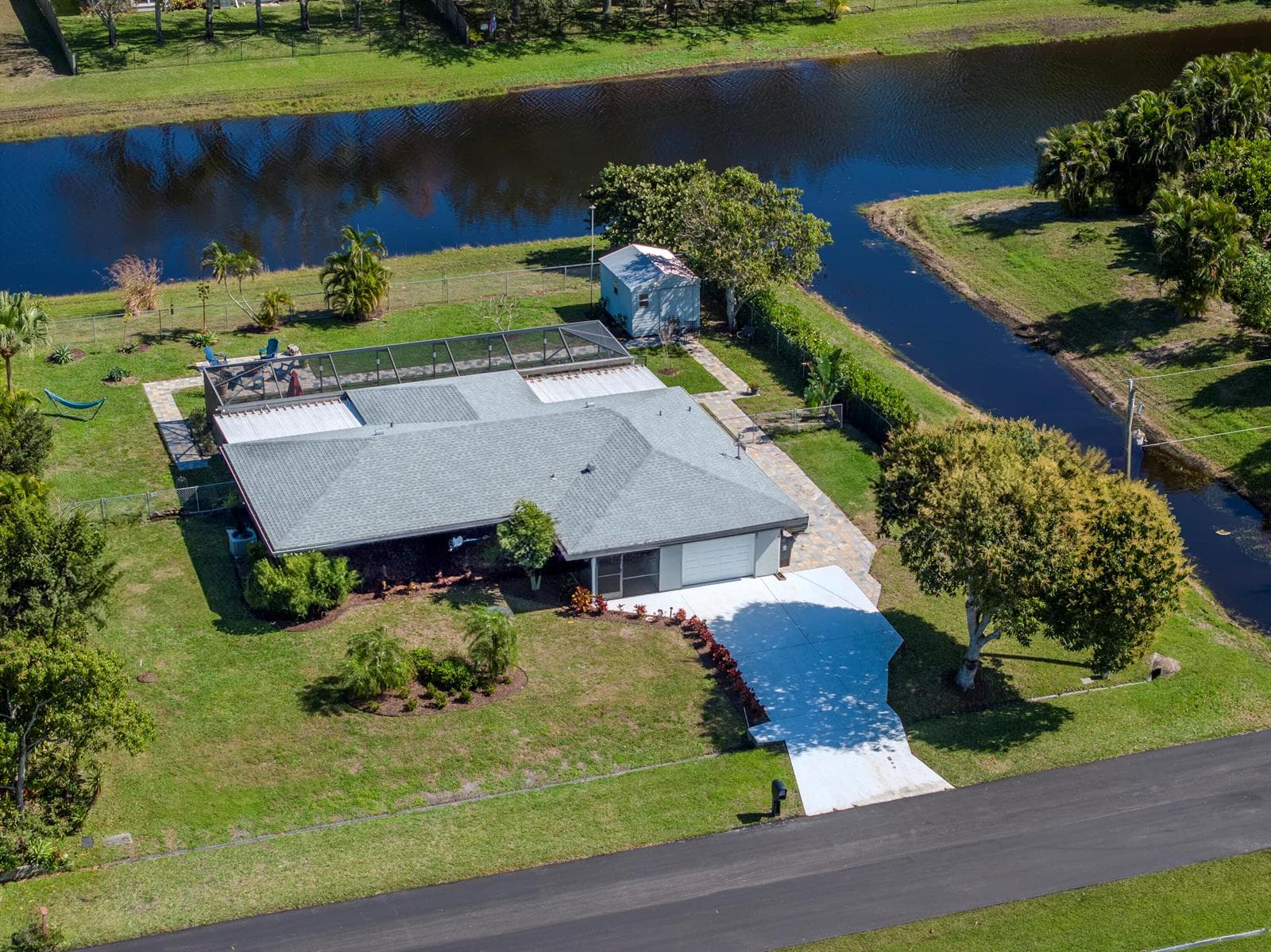 2513 SE Hallahan Street, Port St. Lucie, FL 34952 — zdjęcie 4